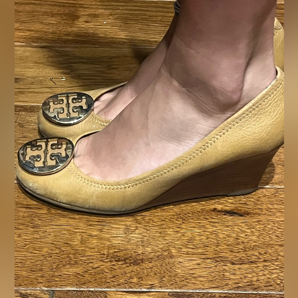 Tory Burch Leather Wedge Heels Size 10